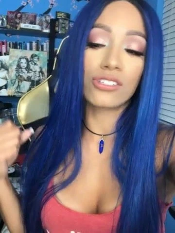 WWE – Sasha Banks aka Mercedes Kaestner-Varnado on Cameo