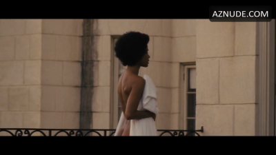 Zoe Saldana Butt Scene in Nina